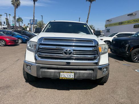 Used 2014 Toyota Tundra SR5 w/ SR5 Upgrade Package RWD image 2