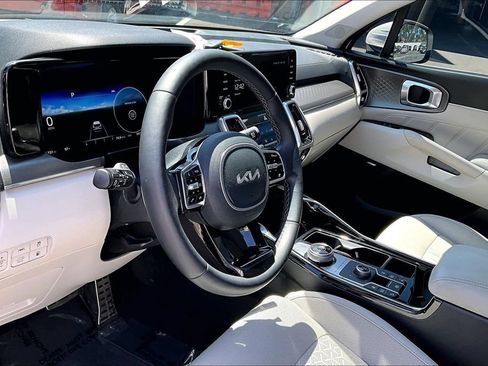 Used 2024 Kia Sorento SX Prestige AWD/4WD image 11