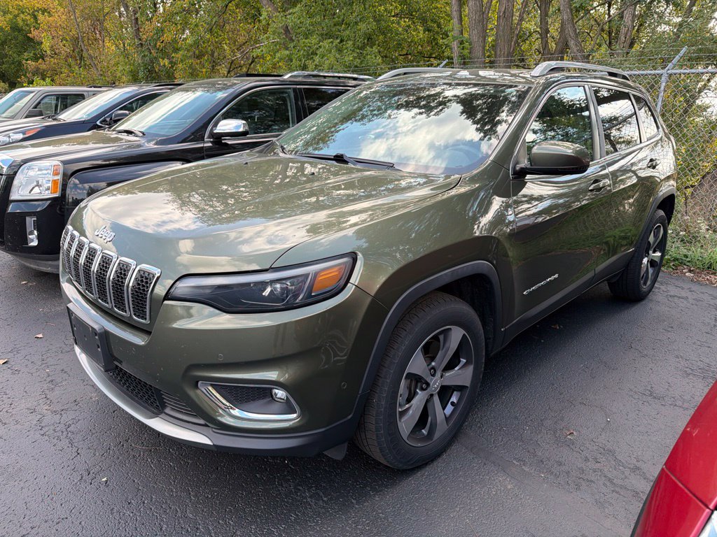 Used 2019 Jeep Cherokee Limited w/ Technology Group AWD/4WD image 1