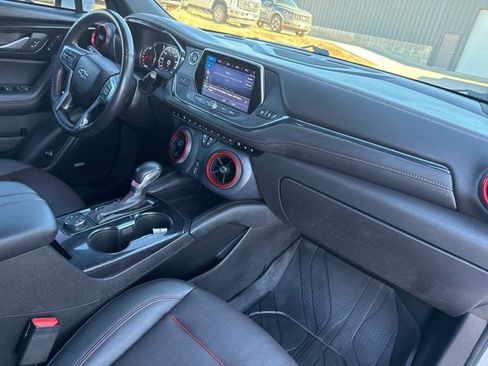 Used 2021 Chevrolet Blazer RS w/ Enhanced Convenience Package image 12