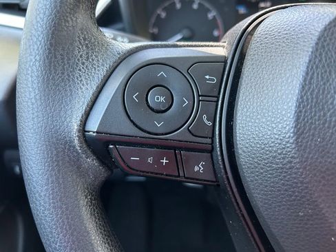 Certified 2025 Toyota Corolla LE image 18