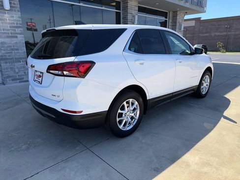 Used 2024 Chevrolet Equinox LT AWD/4WD image 9