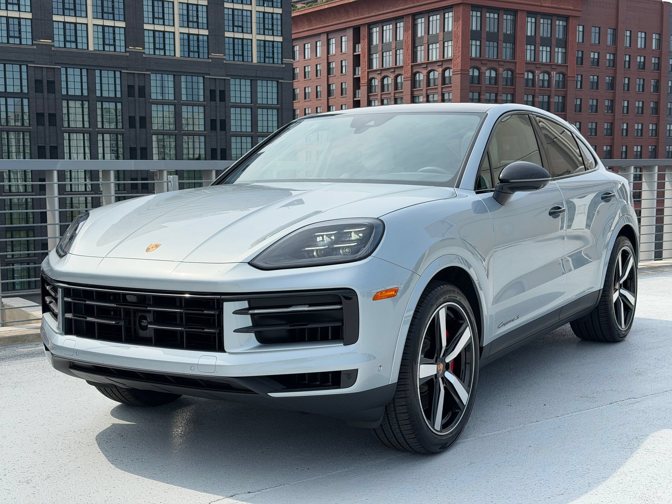 Certified 2026 Porsche Cayenne S AWD/4WD image 1