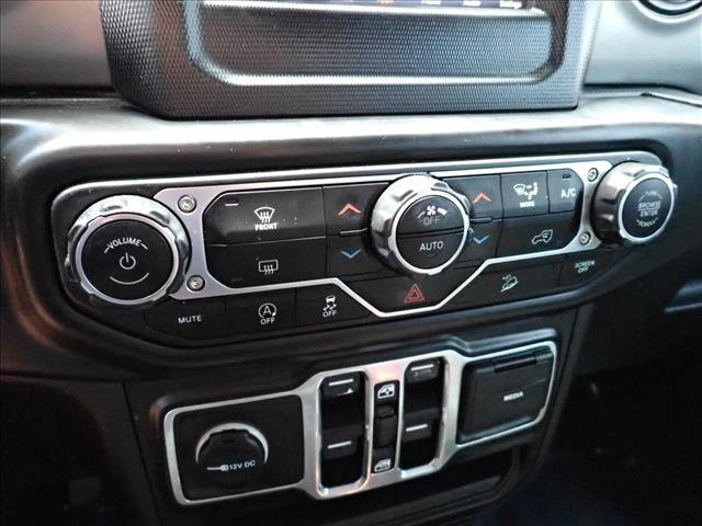Used 2018 Jeep Wrangler Unlimited Sport S AWD/4WD image 19