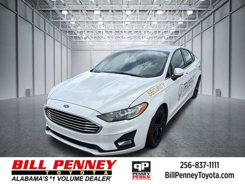 Used 2020 Ford Fusion SE w/ Equipment Group 151A FWD image 1