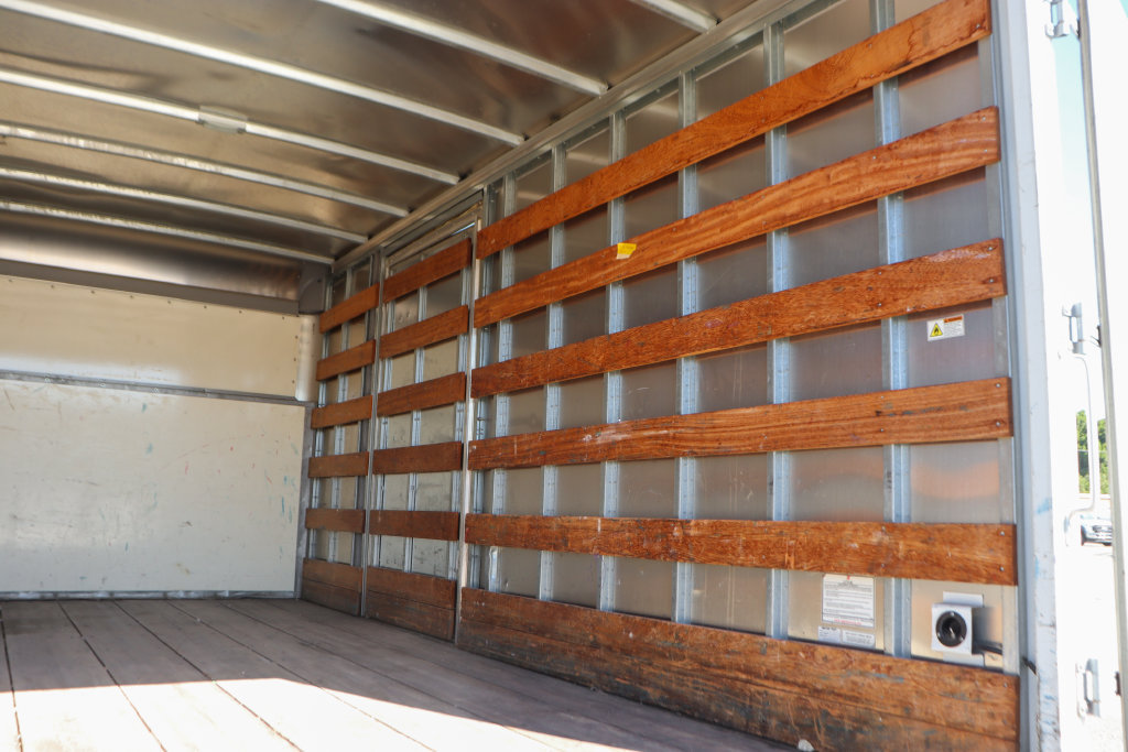 Used 2021 Ford E-450 and Econoline 450 Super Duty w/ Power Windows & Locks Group RWD image 9