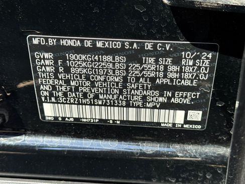 Certified 2025 Honda HR-V Sport image 30