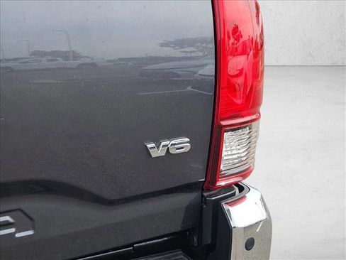 Used 2023 Toyota Tacoma SR5 RWD image 13