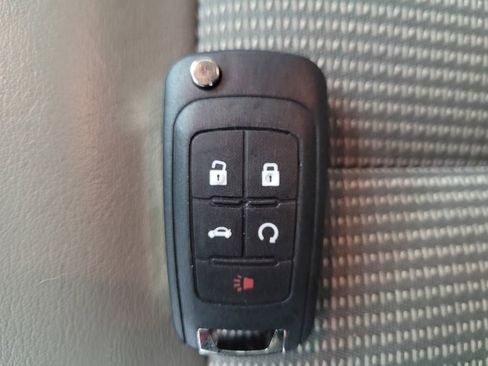 Used 2015 Buick Verano Convenience image 32