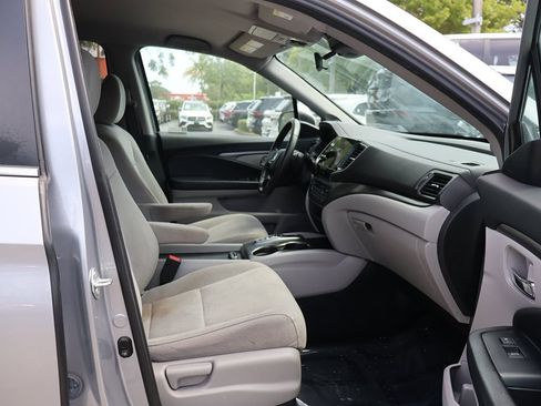 Used 2021 Honda Pilot EX image 28