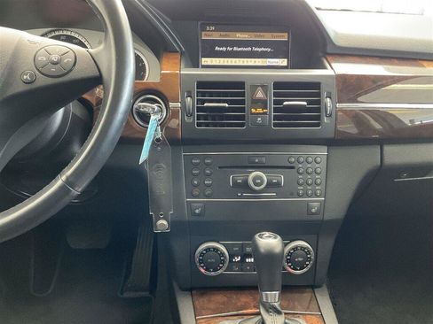 Used 2012 Mercedes-Benz GLK 350 4MATIC image 18