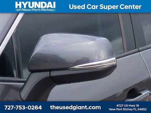 Used 2024 Toyota RAV4 XLE w/ Convenience Package FWD image 11