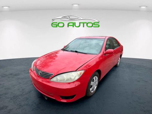 Used 2005 Toyota Camry image 9