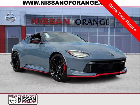 Used 2024 Nissan Z NISMO w/ Floor Mat Package RWD image 1