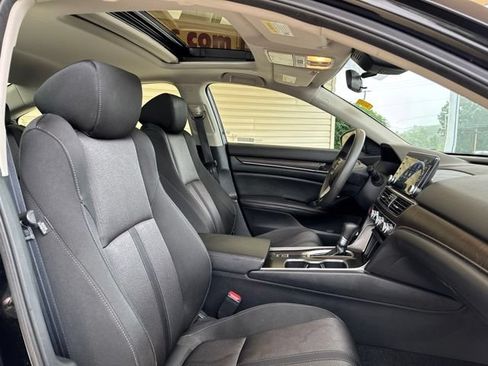 Used 2019 Honda Accord EX image 25
