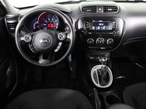 Used 2017 Kia Soul image 5