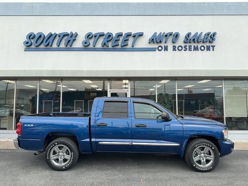 Used 2008 Dodge Dakota Laramie w/ Trailer Tow Group AWD/4WD image 1