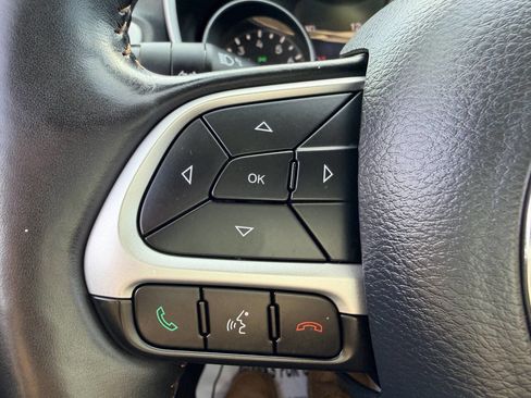 Used 2019 Jeep Compass Latitude w/ Popular Equipment Group image 59