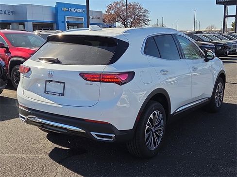 New 2026 Buick Envision Preferred image 4