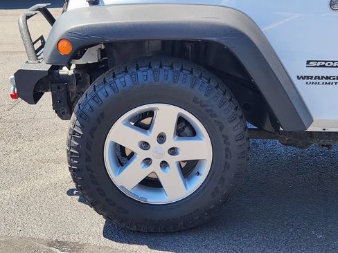 Used 2014 Jeep Wrangler Unlimited Sport w/ Quick Order Package 24S AWD/4WD image 14
