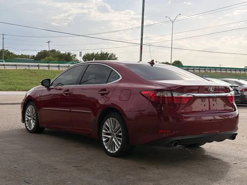Used 2013 Lexus ES 350 w/ Luxury Pkg FWD image 5