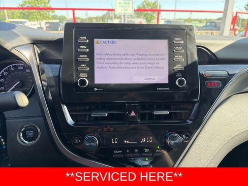 Used 2024 Toyota Camry SE w/ Cold Weather Package image 4