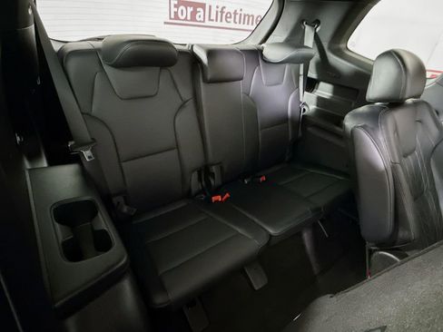 Used 2023 Kia Telluride EX X-Line image 32