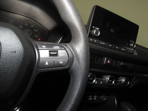 Certified 2023 Honda CR-V EX image 6