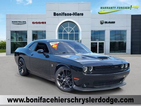 Used 2021 Dodge Challenger R/T Scat Pack RWD image 1