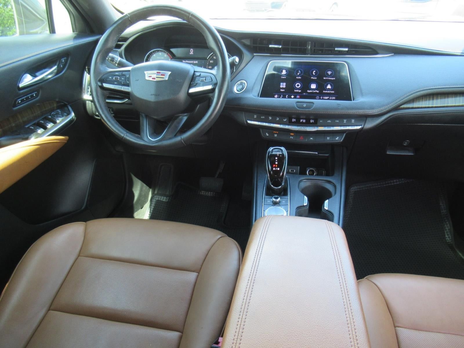 Used 2020 Cadillac XT4 Premium Luxury FWD image 13