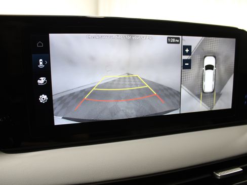 Used 2025 Hyundai Palisade SEL FWD image 15