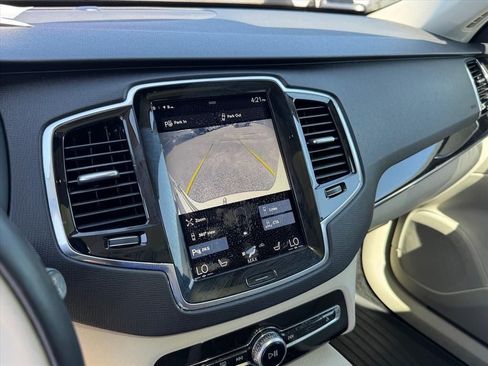 Used 2018 Volvo XC90 T6 Momentum w/ Convenience Package AWD/4WD image 27