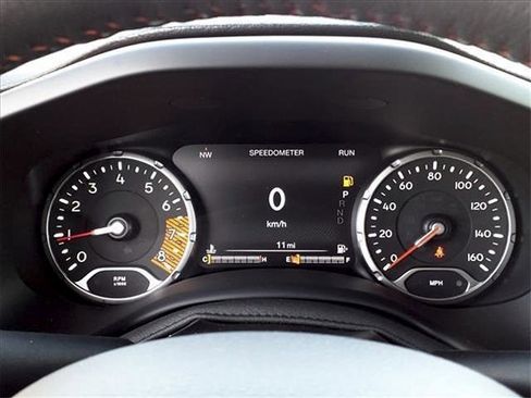 New 2023 Jeep Renegade Trailhawk w/ Trailhawk Elite Group image 19