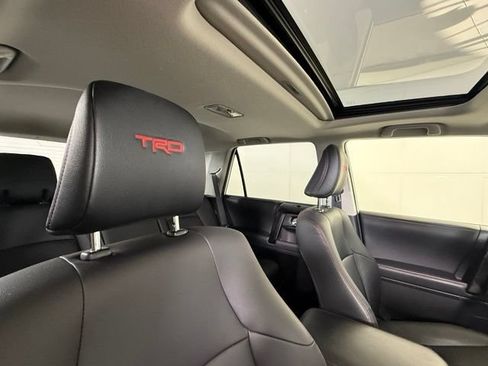Used 2020 Toyota 4Runner TRD Off-Road Premium w/ Moonroof Package AWD/4WD image 34
