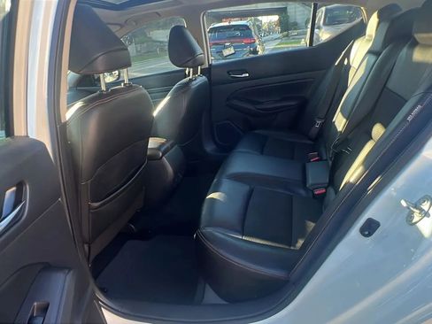 Used 2020 Nissan Altima 2.5 SR w/ Premium Package image 26