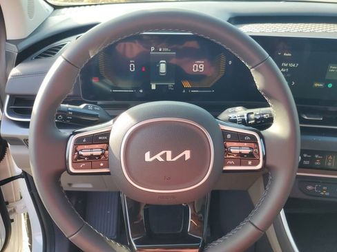 New 2026 Kia Carnival LXS image 15