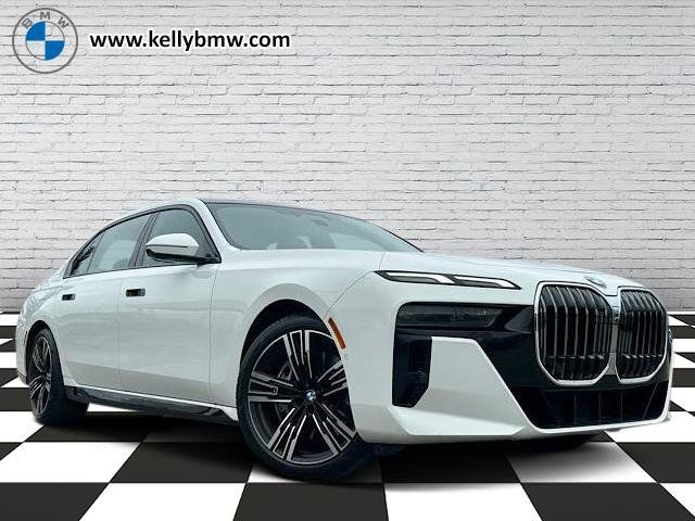Used 2023 BMW 760i xDrive AWD/4WD image 1