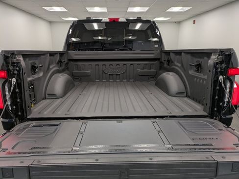 Used 2022 Ford F150 Lightning Lariat w/ Equipment Group 511A High image 24