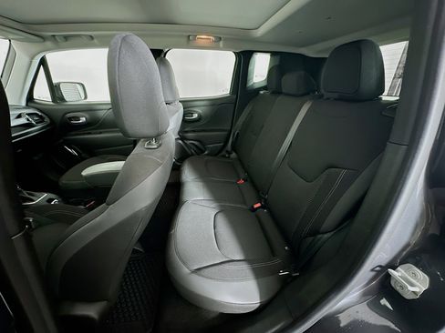 Used 2023 Jeep Renegade Altitude w/ Sun/Sound Group image 29