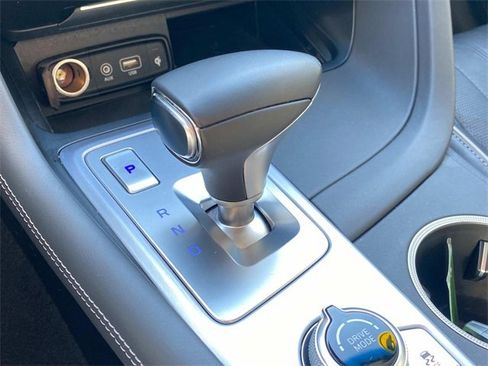 Used 2019 Genesis G70 2.0T Advanced w/ Dynamic Package image 29