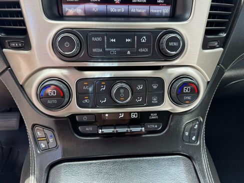 Used 2016 GMC Yukon XL Denali w/ Open Road Package AWD/4WD image 45