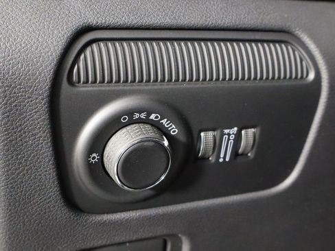 New 2026 Jeep Grand Wagoneer 4WD image 24