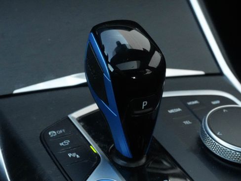 Used 2023 BMW i4 eDrive40 RWD image 30