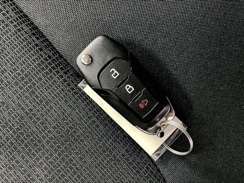 New 2026 Ford Maverick XL image 34