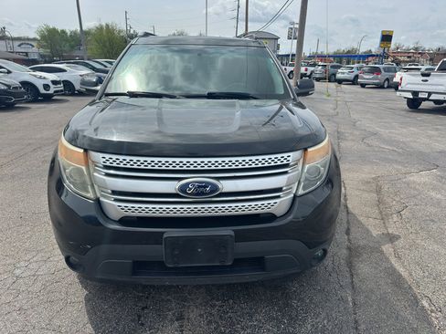 Used 2014 Ford Explorer XLT w/ Equipment Group 202A image 4