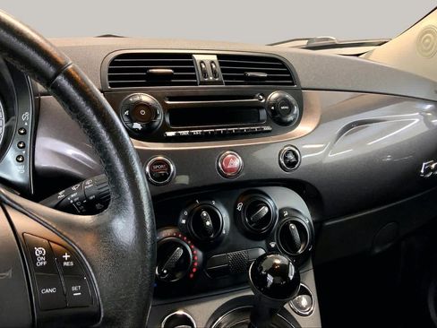 Used 2015 FIAT 500 Pop FWD image 6
