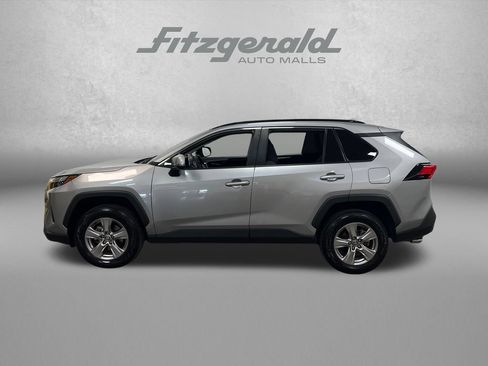 Used 2023 Toyota RAV4 XLE w/ Convenience Package FWD image 2