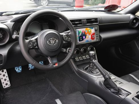 New 2026 Toyota GR86 Premium RWD image 9