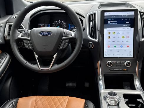 Used 2024 Ford Edge Titanium w/ Titanium Elite Package AWD/4WD image 14
