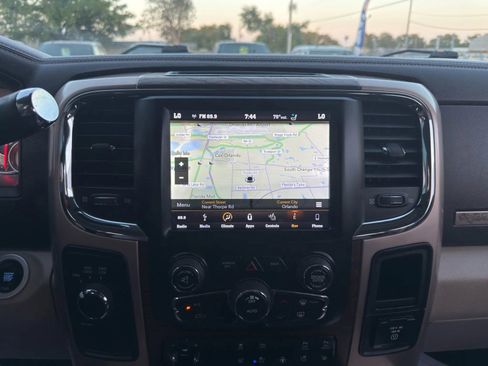 Used 2018 RAM 3500 Laramie Longhorn image 16